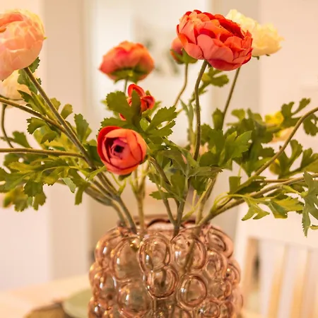 Hinterhof-juwel Mit Küche Und Smart-tv Karlsruhe